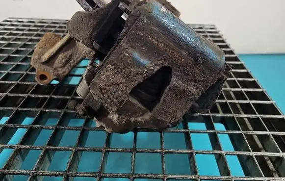 Volkswagen Golf IV Front brake caliper IMPRK1584448