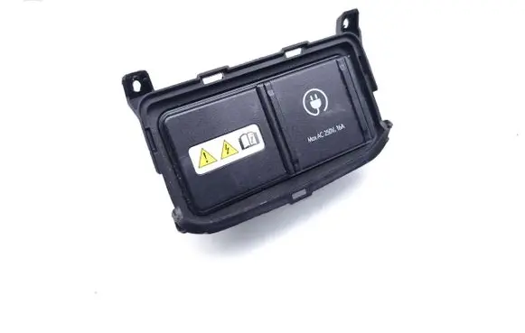 Hyundai Kona II 12 V Socket (front) 916B2BF030