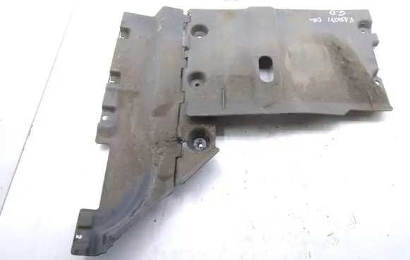 Nissan Qashqai+2 Other under body part 74818BR11A