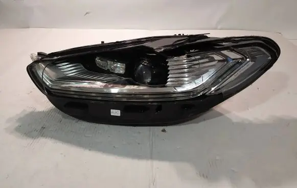 Ford Mondeo MK V Headlight/headlamp ES7313D155CD L90185139 89912881