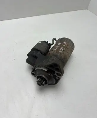 Volkswagen Golf IV Starter motor