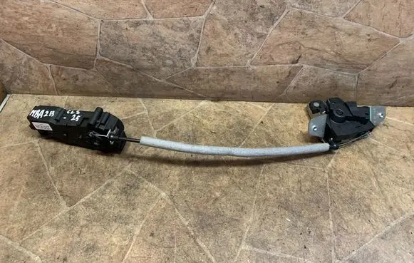 Mercedes-Benz CLS C218 X218 Tailgate/trunk/boot lock/catch/latch A2047500060