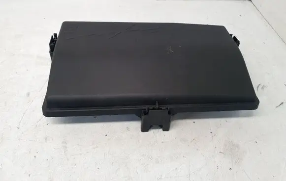 Chevrolet Cruze Fuse box cover 13222784