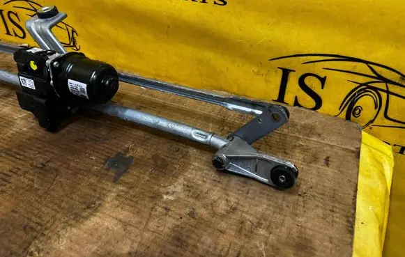 Ford Bronco Front wiper linkage and motor M2DB-17500-AD M2DB17500AD