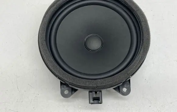 Volvo S60 Front door speaker 31350425 AD7XJ8YN09b