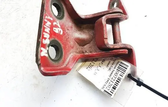 Nissan Sunny Rear door lower hinge