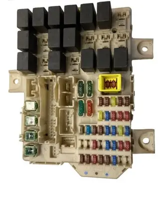 Mitsubishi Colt Fuse box set MN108319