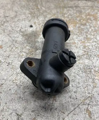 BMW 5 E60 E61 EGR thermostat 758227Z1