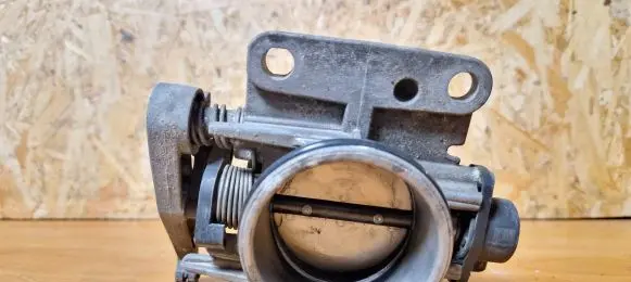 Renault Megane I Throttle valve 7279700002