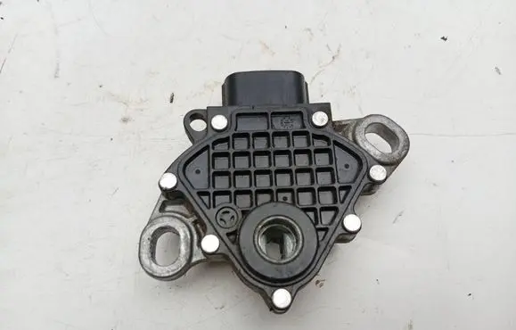 Lexus NX Sensor 8945152040