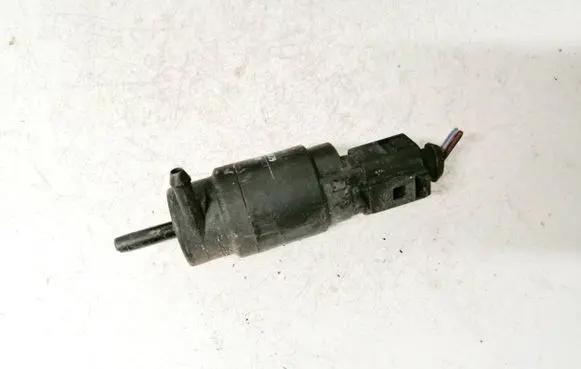 Mercedes-Benz E W211 Windscreen/windshield washer pump 3090179 30.90179