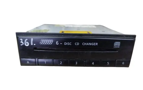 Nissan Qashqai CD/DVD changer 281844M560