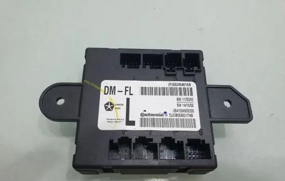 Dodge Durango III Door control unit/module 68245461AB