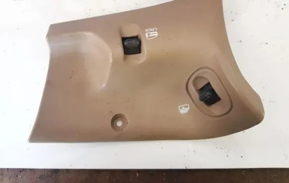 Chrysler Voyager Front door window switch trim 4585468 4685469