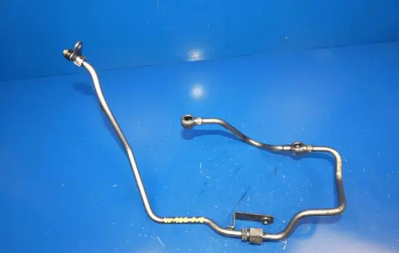 Mercedes-Benz ML AMG W166 Turbo turbocharger oiling pipe/hose A6511800320