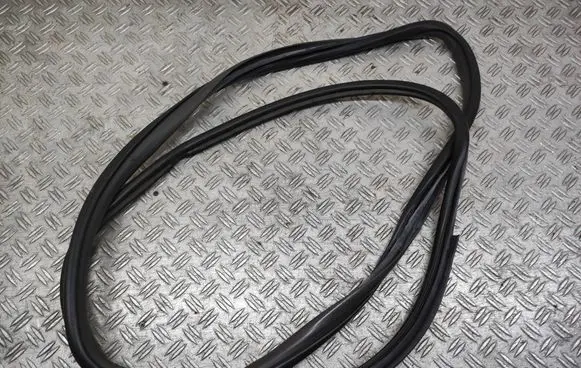 Toyota Prius (XW30) Front door rubber seal 6231247030C0