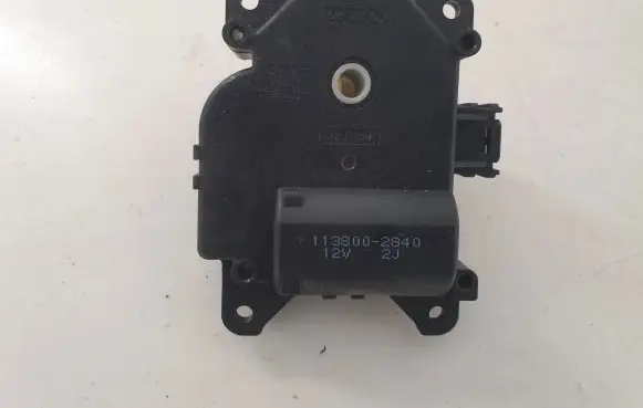 Toyota Auris 150 Air flap motor/actuator 1138002840