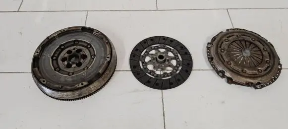 Citroen C4 Cactus Clutch set kit 001297