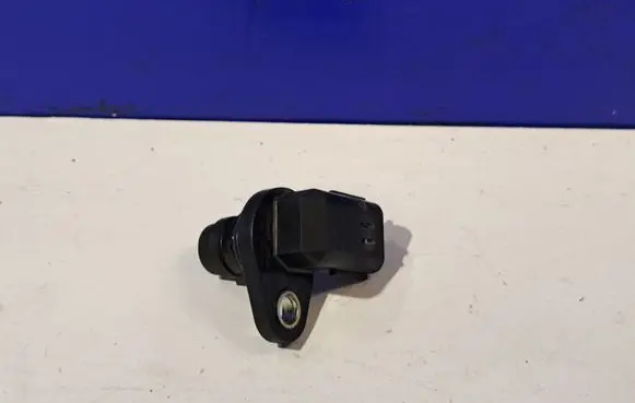 Volvo S60 Camshaft position sensor 8658495