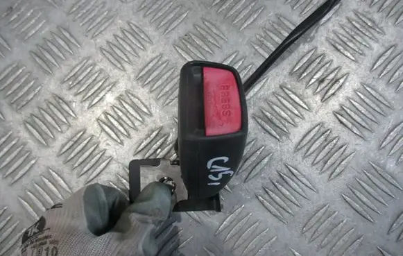 KIA Ceed Rear seatbelt buckle
