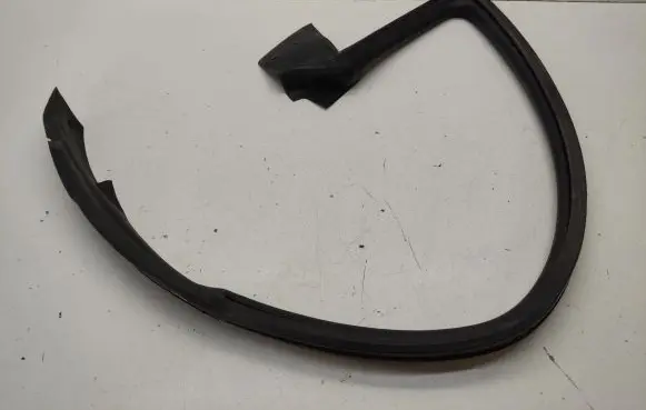 Nissan 370Z Front door rubber seal 768601EA0A