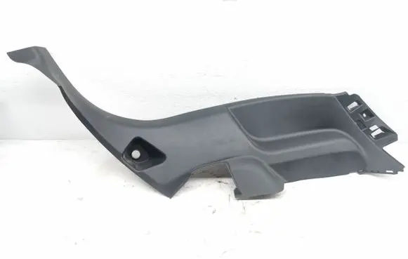 (D)pillar trim (top)