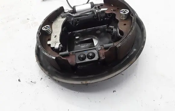 Renault Zoe Rear wheel hub spindle/knuckle 440209423R
