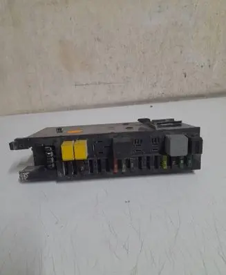 Mercedes-Benz C W203 SAM control unit 2035453401 5DK00848615