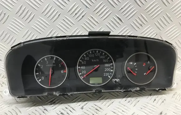 Nissan X-Trail T30 Speedometer (instrument cluster) EQ370FK