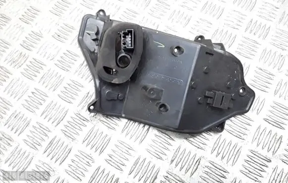 Volkswagen Beetle A5 Tail light bulb cover holder 5c5945258