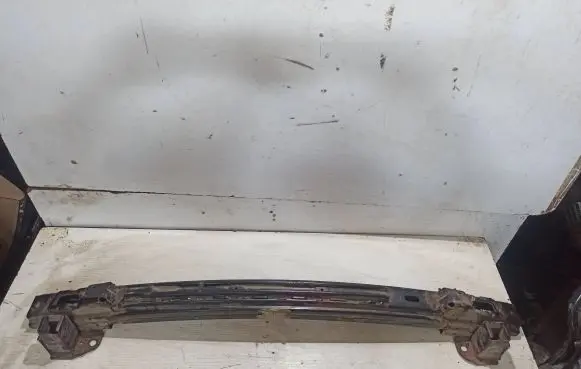 Hyundai Santa Fe Front bumper cross member