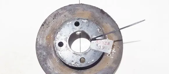 Mazda 2 Front brake disc ventiliuojamas