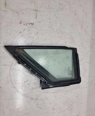 Rear vent window glass