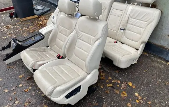 Volkswagen Touareg II Interior set 