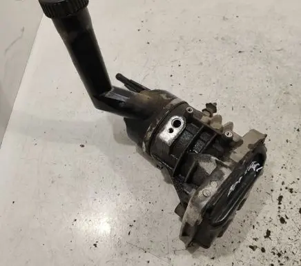 Citroen Berlingo Power steering pump 9686207080