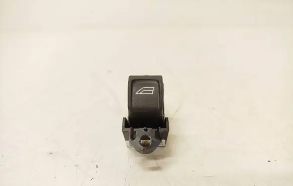 Volvo V70 Electric window control switch 30773272 03453310 SN50025072110776