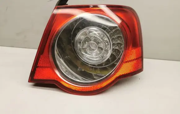 Volkswagen PASSAT B6 Rear/tail lights ZSB3C5945096C