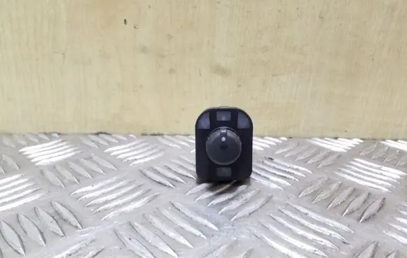 Audi A6 S6 C6 4F Wing mirror switch 8E0959565A