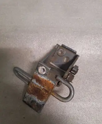 Audi A4 S4 B5 8D Front door lower hinge 