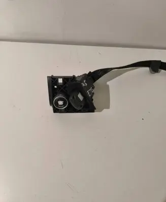 BMW X5 E70 Ignition lock 6967675 108306407 70P103804
