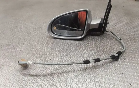 Audi A2 Front door electric wing mirror E9011024