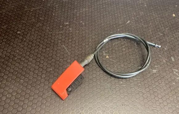 Mercedes-Benz C W204 Engine bonnet (hood) release handle A1248800320