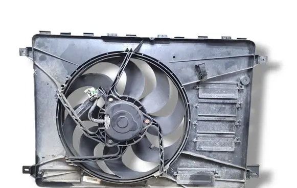 Volvo V60 Electric radiator cooling fan P31305135