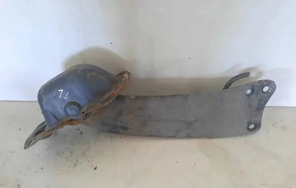 Volkswagen PASSAT B6 Rear control arm 3C0505225A
