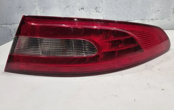 Jaguar XF Rear/tail lights 8X2313404BD