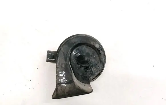 Skoda Octavia Mk2 (1Z) Horn signal E9703881157