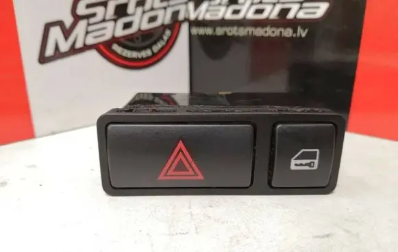 BMW X5 E53 Hazard light switch 8368920