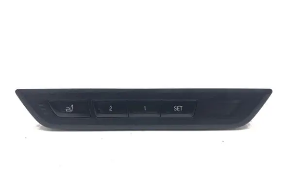 BMW 5 G30 G31 G38 Seat control switch 6826755