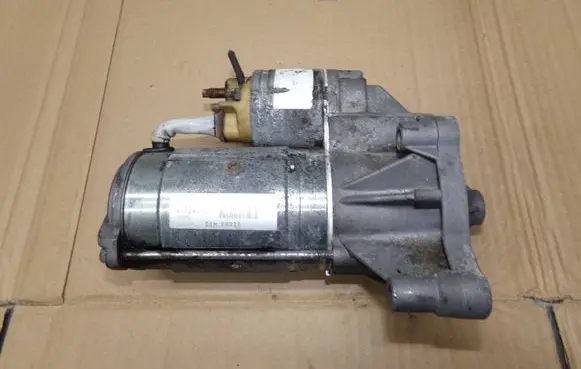 Peugeot 407 Starter motor D8R28
