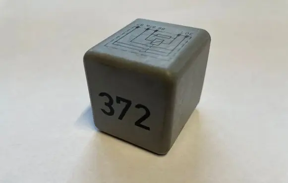 Audi A4 S4 B5 8D Other relay 4D0951253